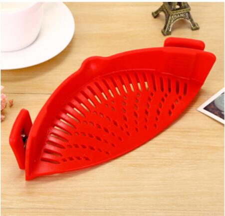 Silicone Clip-on for Pots, Pans, Bowls | Strainer/Colander for Draining Liquid - OhThatsNeat