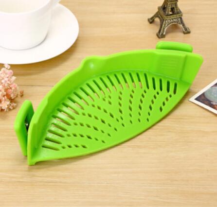Silicone Clip-on for Pots, Pans, Bowls | Strainer/Colander for Draining Liquid - OhThatsNeat